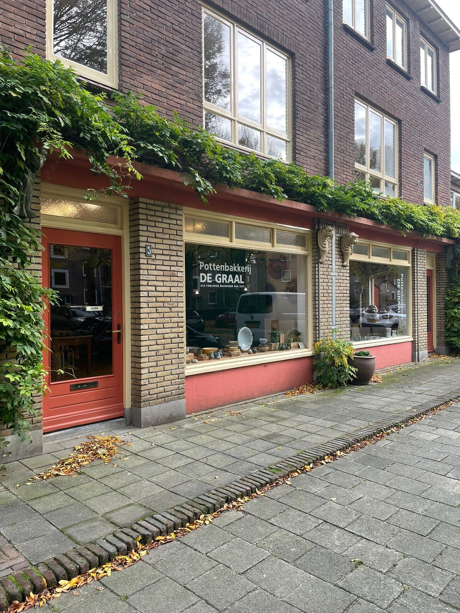 Atelier foto 2 – Pottenbakkerij de Graal